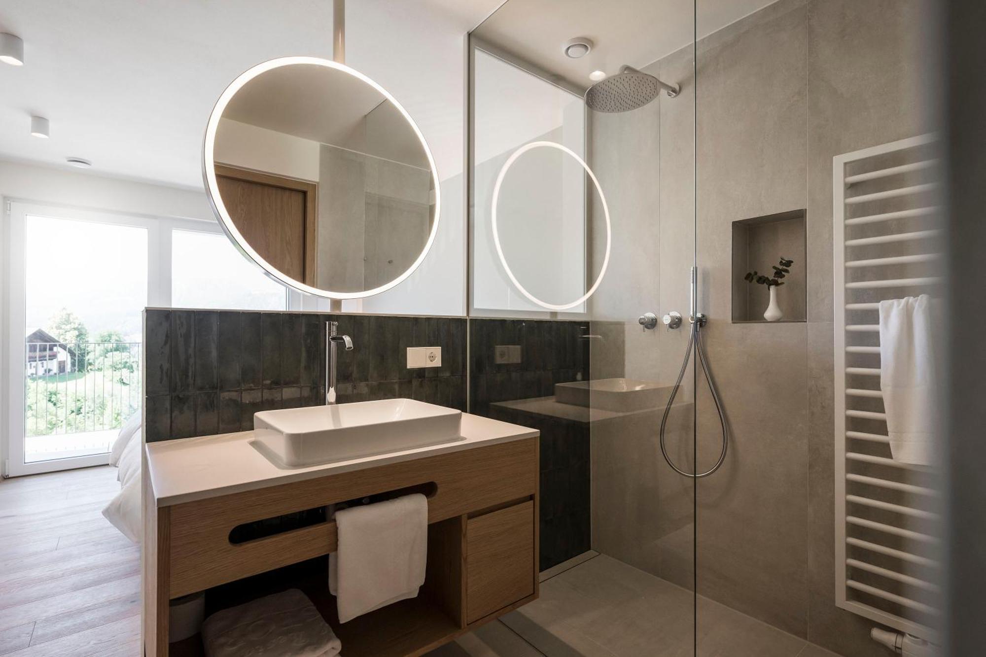 Astor Apartments Olang Экстерьер фото